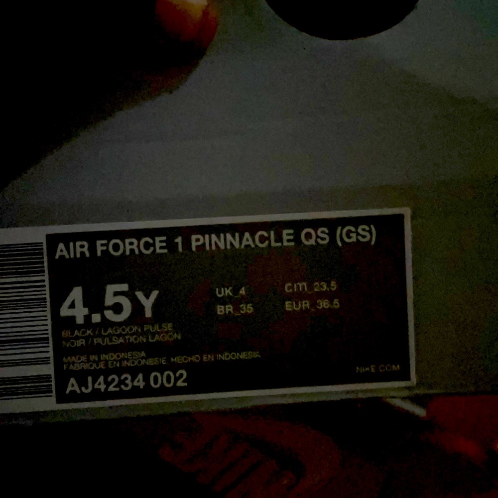 Size 4 1/2 kids air forces